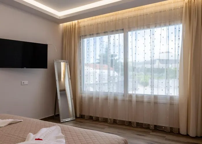 Ceroni * Vlicha (Rhodes)