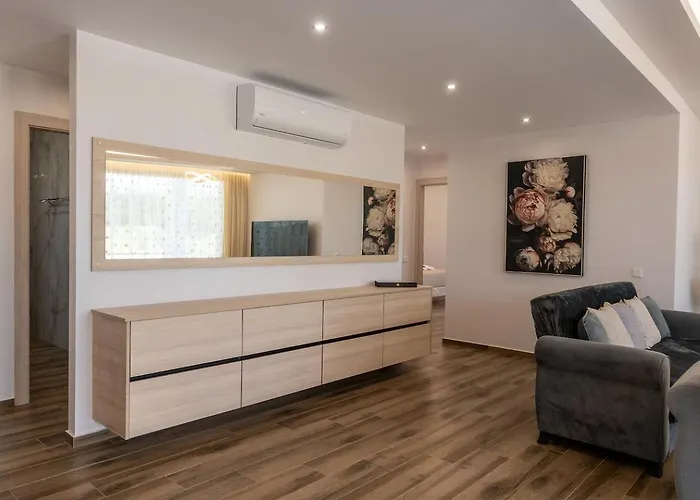 Ceroni Vlicha (Rhodes)